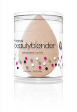 beautyblender® nude