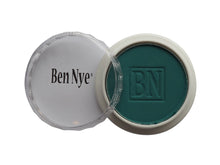 Ben Nye MagiCake Aqua Paint