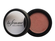 La Femme Blush on Rouge