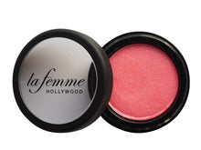 La Femme Blush on Rouge