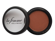 La Femme Blush on Rouge