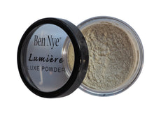 Ben Nye Lumiere Luxe Powder